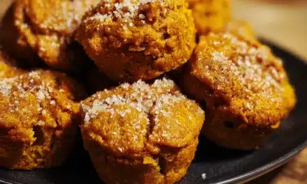Mini Pumpkin Muffins: A Quick and Delicious Fall Treat