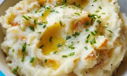 Thanksgiving Mashed Potatoes: A Scrumptious Holiday Classic