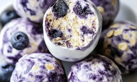 Blueberry Cheesecake Protein Bites: A Mouthwatering Snack Ready in 15 Minutes