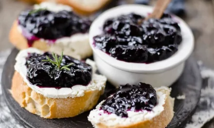 Blueberry Balsamic Goat Cheese Appetizer: A Delightful 30-Minute Treat