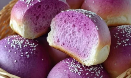Purple Sweet Potato Buns: A Delightful Family-Style Treat