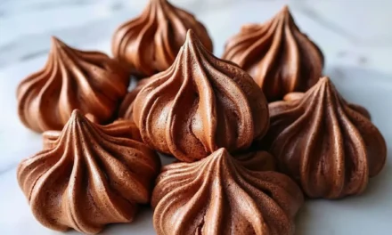 Chocolate Meringue Cookies: A Delightful Treat Ready in 8 Minutes