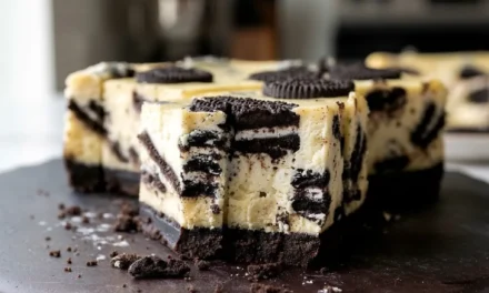 Oreo Cheesecake Bars – An Easy 3-Ingredient Dessert